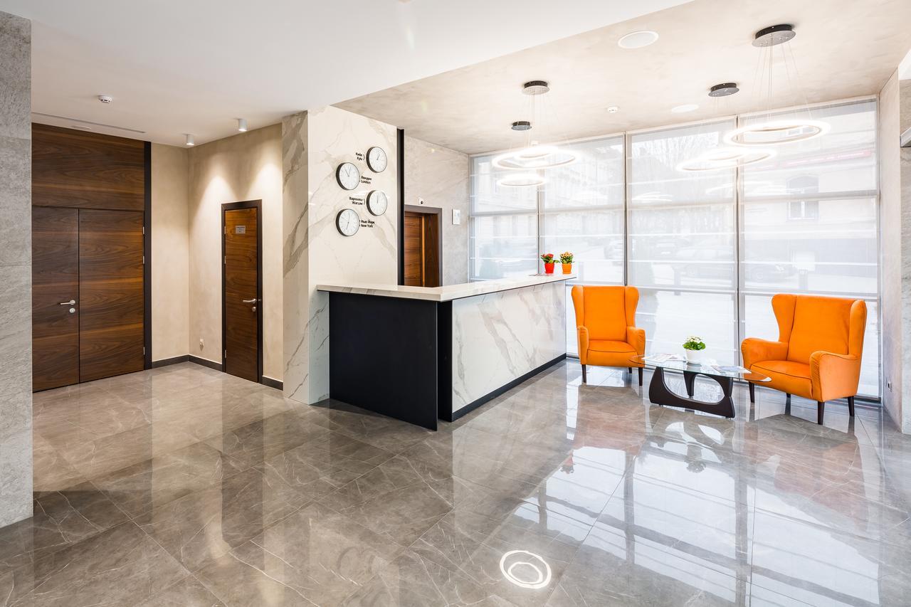 Taurus City Hotel Лвив Екстериор снимка